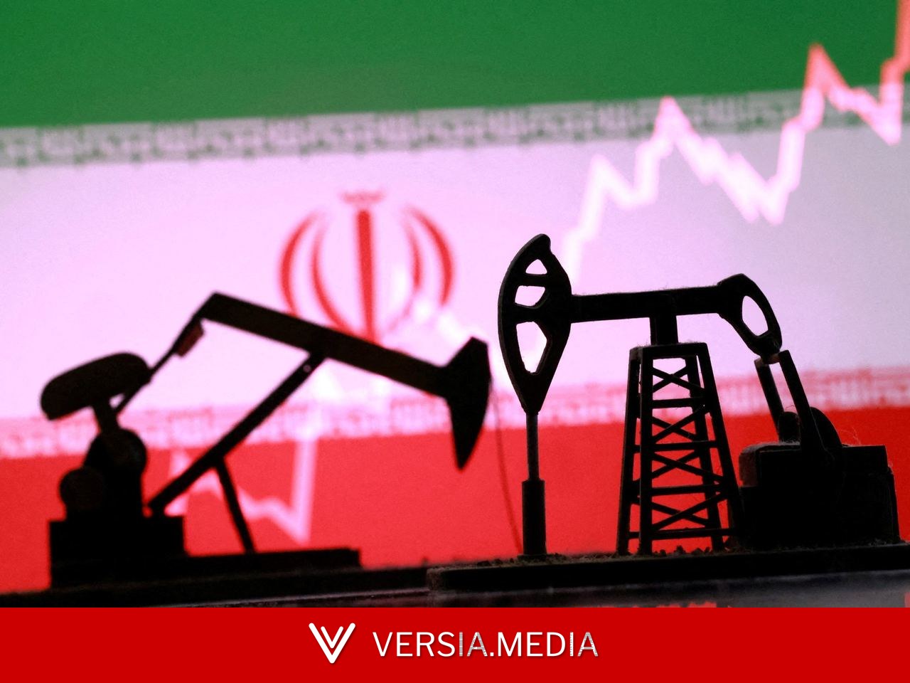 وزير النفط: صادرات إيران مستمرة رغم إلغاء الإعفاءات الأمريكية
