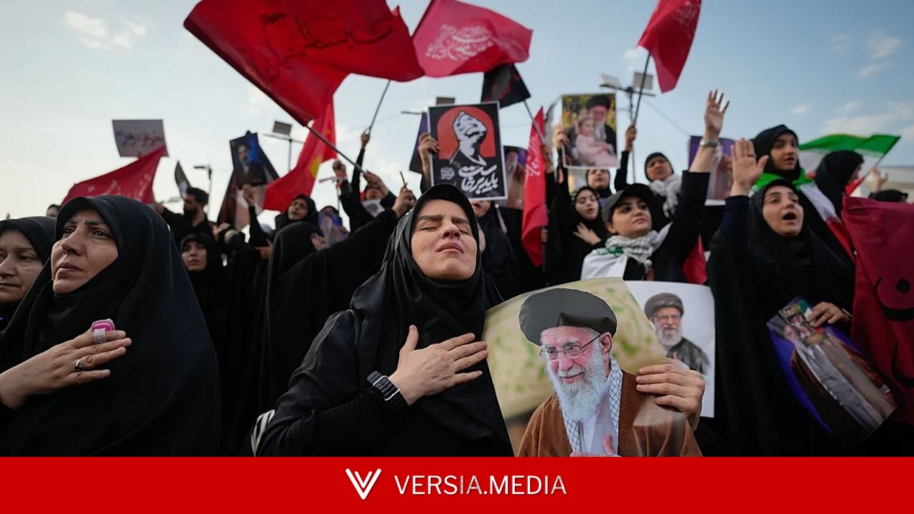 في غياب المرشد مجتبى.. طهران تستعرض قوتها في وداع خامنئي