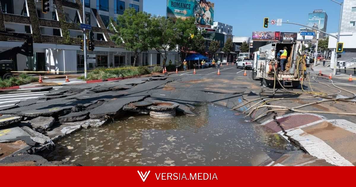 فيديو لانفجار هائل يغرق شوارع لوس أنجلوس.. وسيول تثير الذعر
