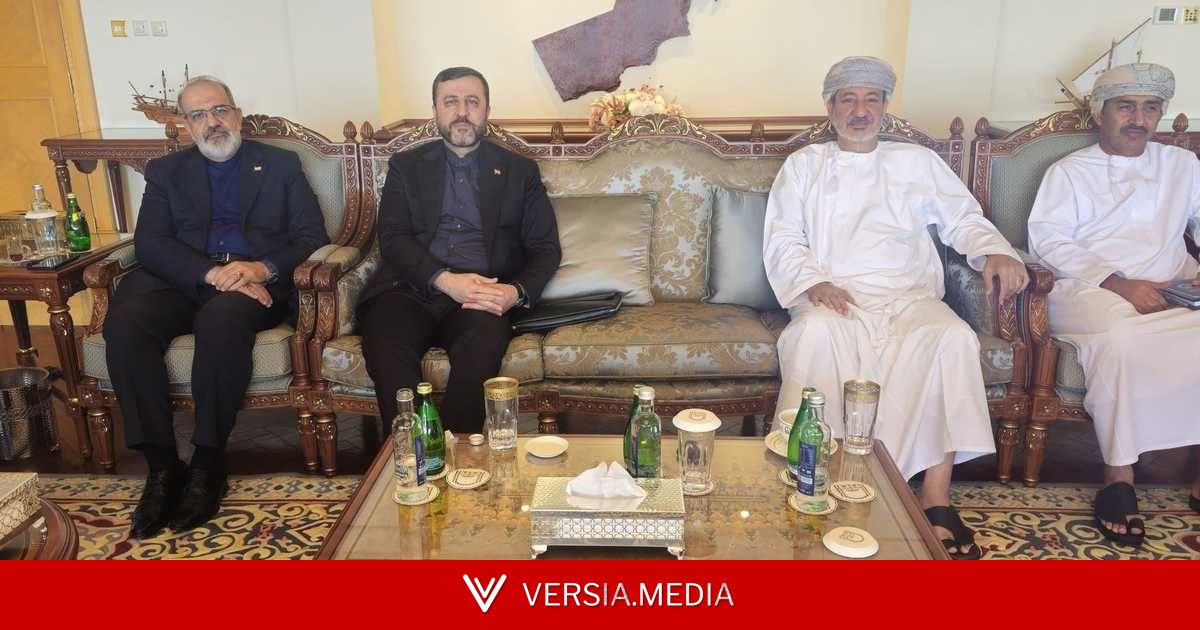 إيران وعمان تعقدان أول اجتماع للجنة المشتركة بشأن مضيق هرمز