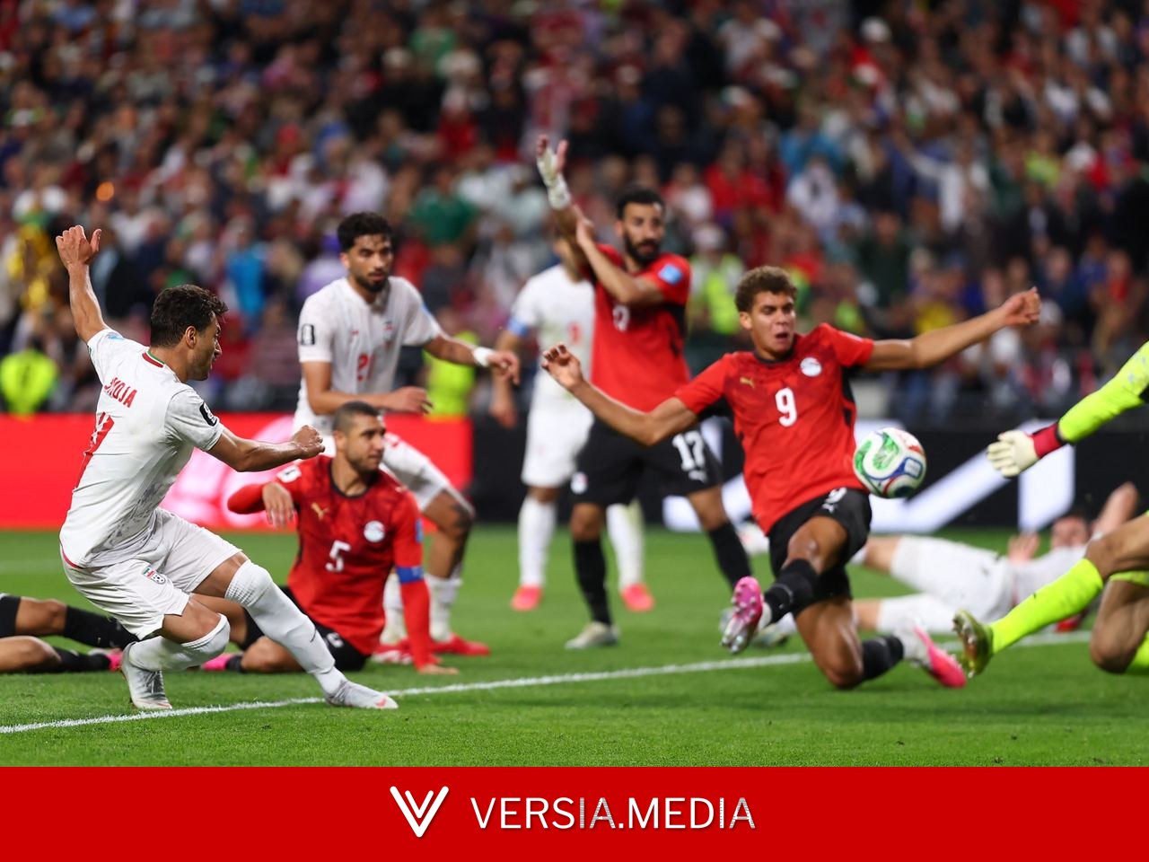 خبايا قانون التسلل.. لهذا السبب أُلغي هدف إيران القاتل أمام مصر بمونديال 2026