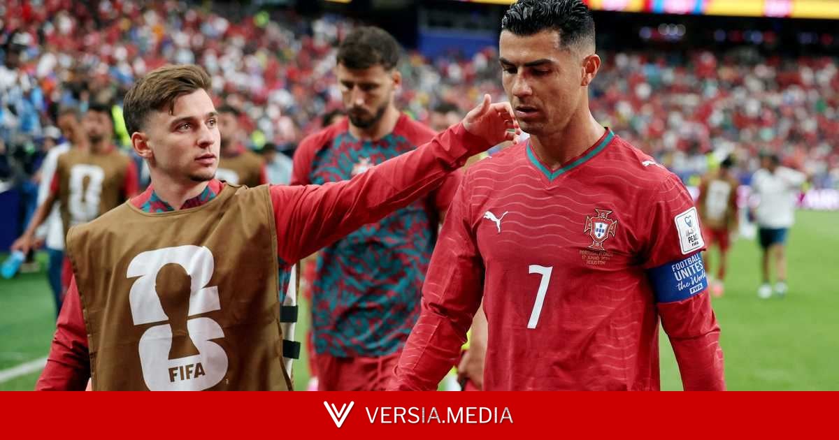 مدرب البرتغال يتحدث عن رونالدو.. إشادة وغموض