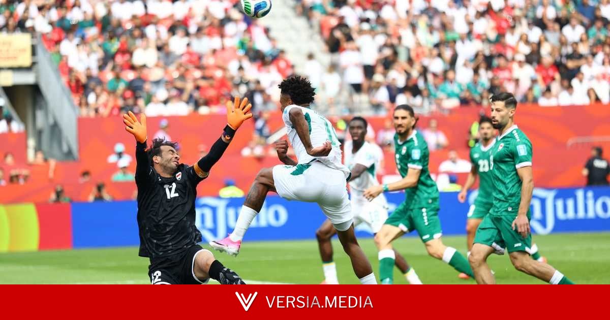 العراق يودع كأس العالم بخسارة قاسية أمام السنغال