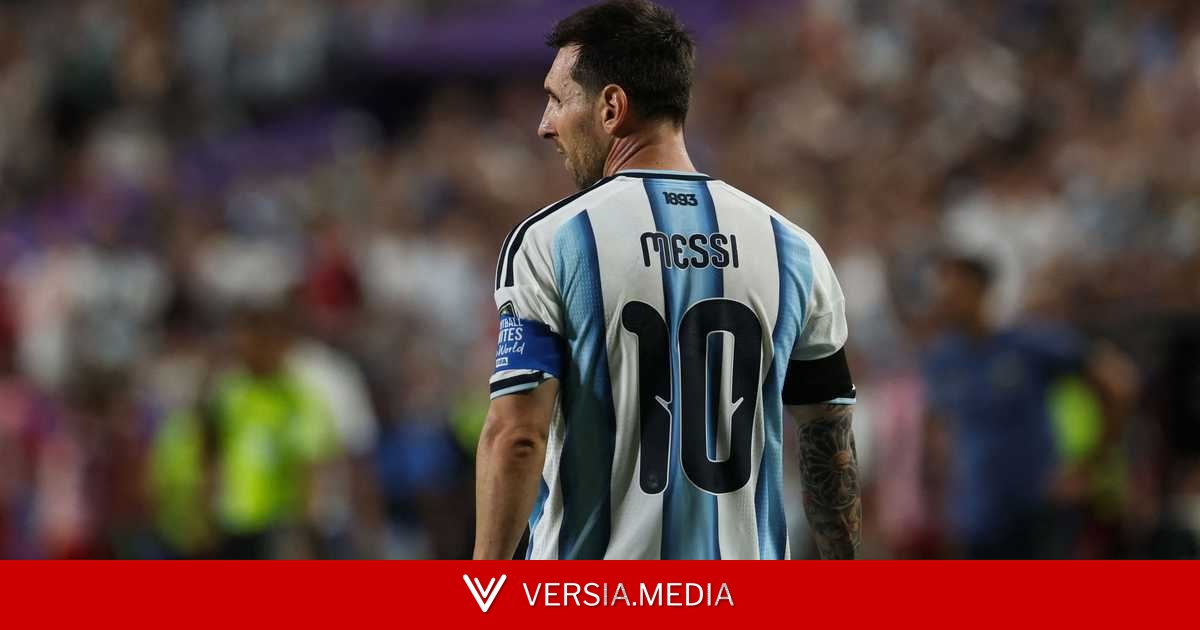 سر ميسي القاتل ليس في قدميه.. بل في طريقة مشيه