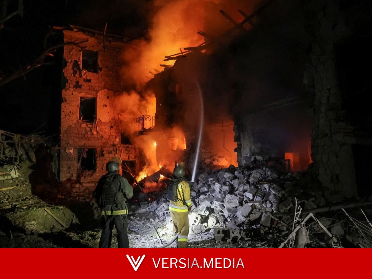 هجمات متبادلة بين روسيا وأوكرانيا تستهدف منشآت عسكرية ونفطية